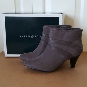 Karen Scott Women U.S 7.5 Grey Ankle Boot